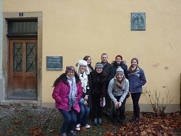 教师和学生在德国学习旅行期间